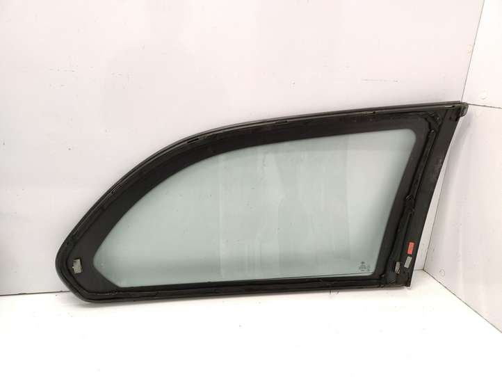 BMW 5 E60 E61 (2004 - 2010)  43R007951 Заднее боковое стекло кузова