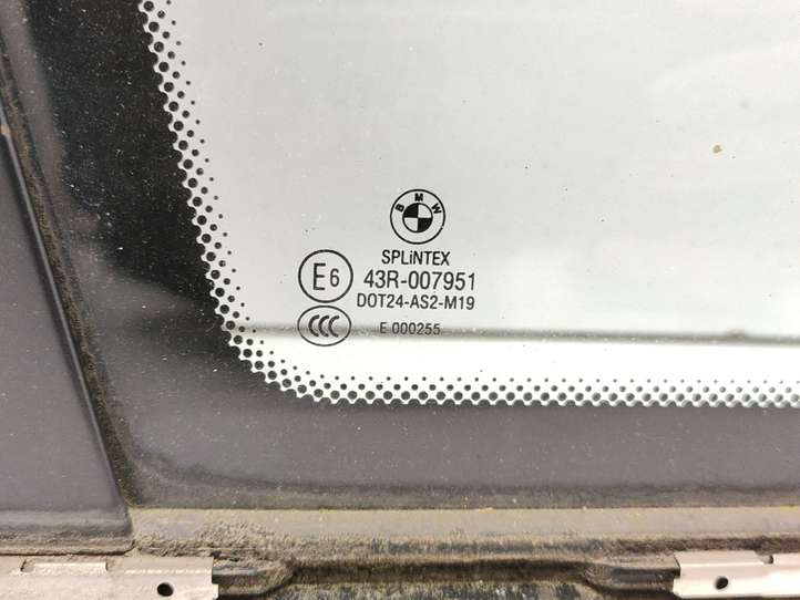 BMW 5 E60 E61 (2004 - 2010)  43R007951 Заднее боковое стекло кузова