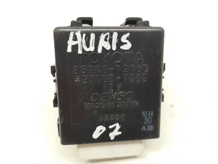 Toyota Auris 150 (2006 - 2012) 8594012160 Реле стеклоочистителей — фото 2