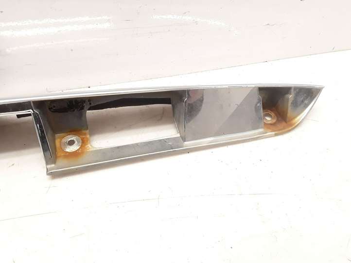 Mazda Tribute (2004 - 2007)  3T2478425A22BAW Освещение номера
