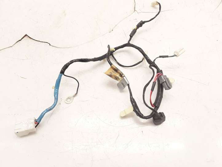 Mazda Tribute (2004 - 2007)  5L8T14A583 Проводка крышки багажника