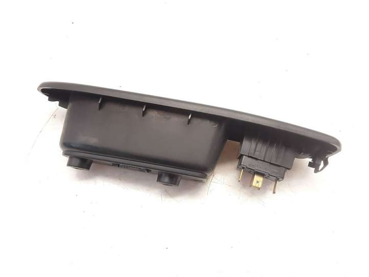 Alfa Romeo 166 (1998 - 2003)  156029687 Кнопка стеклоподъемников