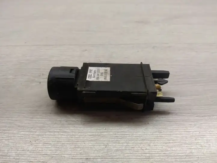 Audi TT Mk1 (1998 - 2003) 8N0941503B Кнопка обогрева стекла — фото 2