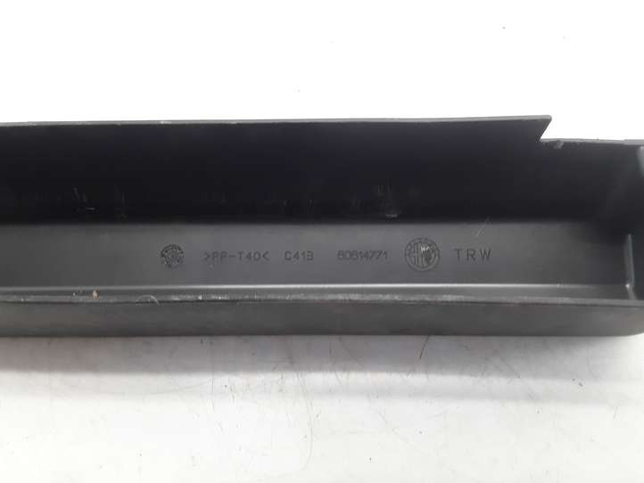 Alfa Romeo 166 (1998 - 2003)  60614771 Крышка ящика предохранителей