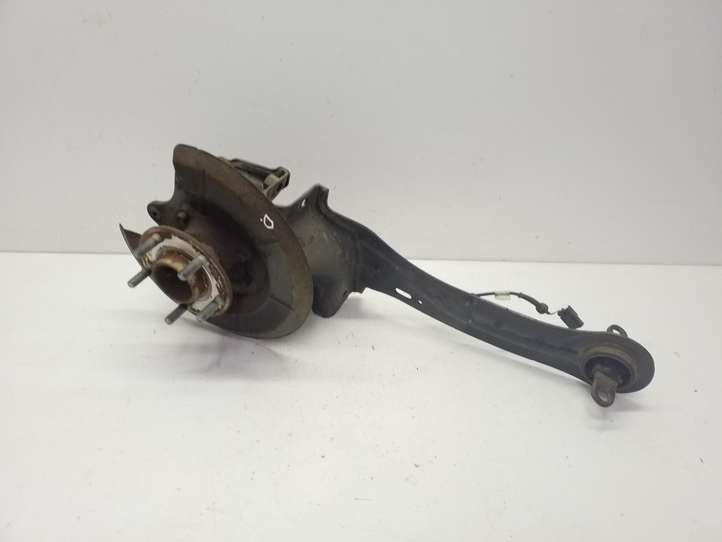 Ford Focus (2011 - 2015)  BV615A968BNB Задний поворотный кулак (ступица, цапфа)