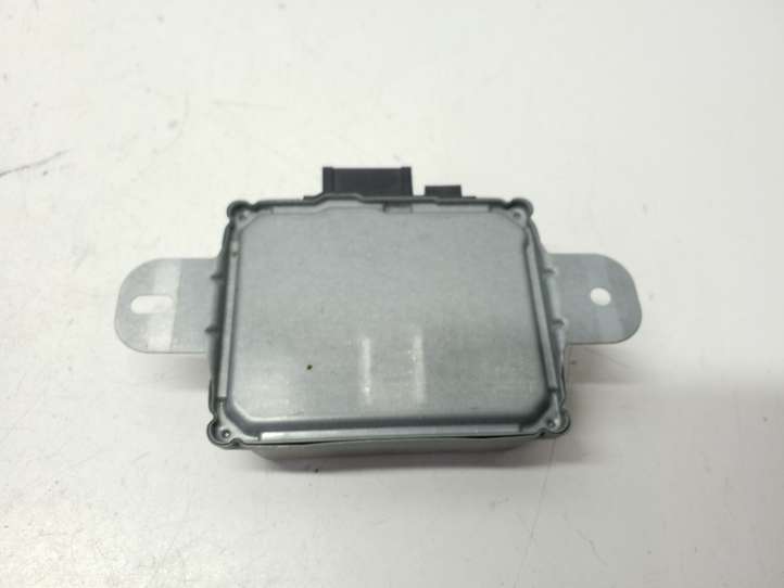 Opel Zafira (2008 - 2014)  13306647 Блок управление GSM