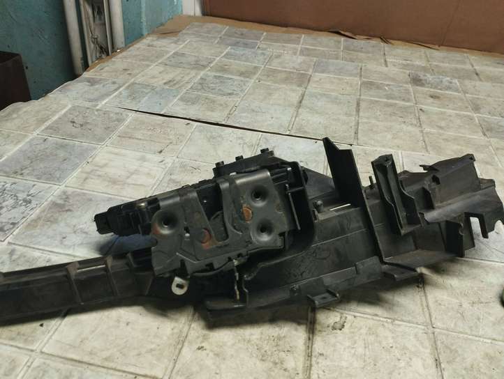 Ford Focus C-MAX (2003 - 2010)  240000100 Передняя звукоизоляция
