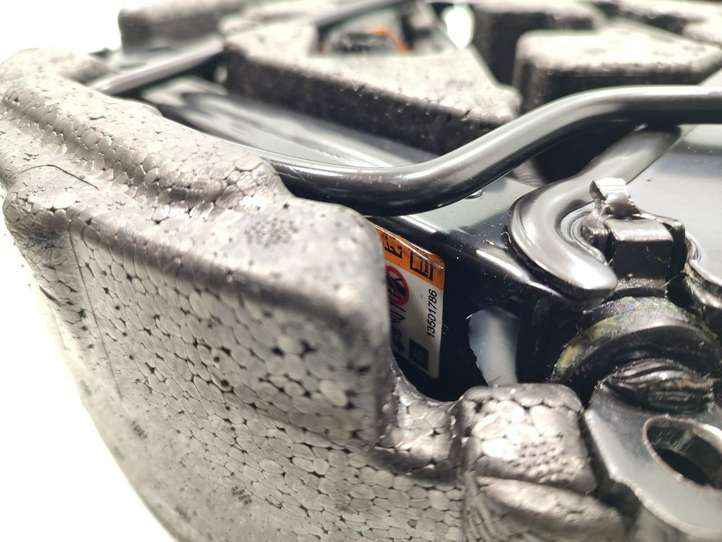 Opel Astra (2009 - 2012)  13323032 Комплект инструментов