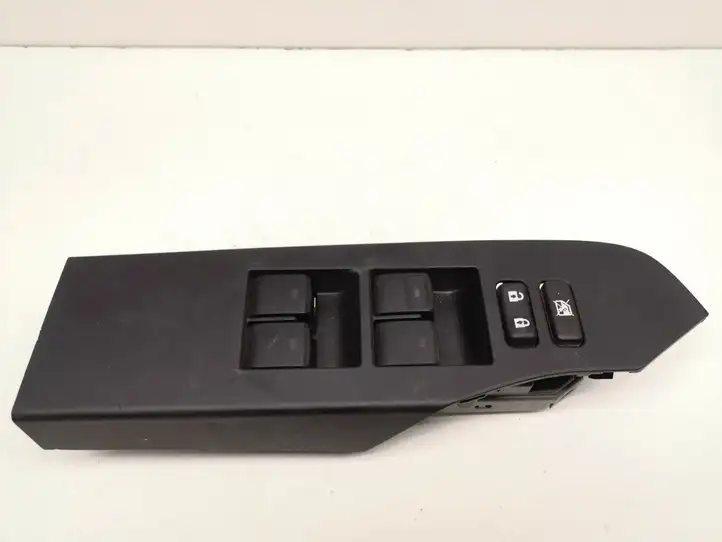 Toyota Corolla E140 E150 (2007 - 2013) 7423202E20 Кнопка стеклоподъемников — фото 1