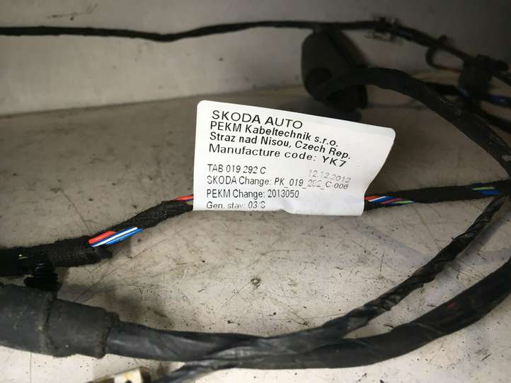 Skoda Octavia Mk3 (5E) (2013 - 2019)  5E0971104B Проводка датчиков парковки