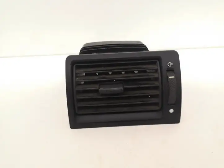 Ford Mondeo Mk III (2000 - 2007) 1S7HA018B09ACW Боковой воздушный дефлектор — фото 1