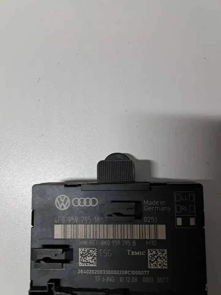 Audi A6 S6 C6 4F (2008 - 2011) 8K0959795B Блок управления дверью — фото 2