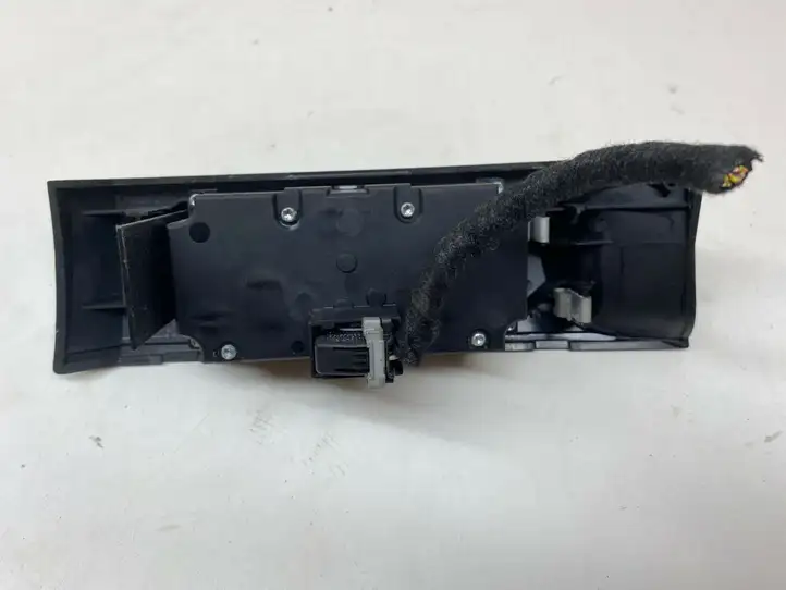 BMW 5 E60 E61 (2004 - 2010) 6953739 Включатель фонарей — фото 4