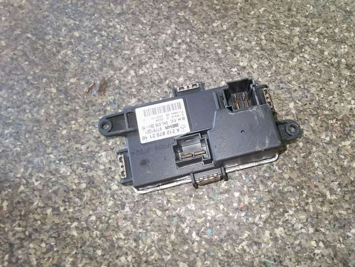 Mercedes-Benz C W204 (2007 - 2014)  A2128702110 Реостат вентилятора печки