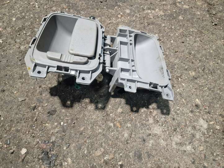 Mercedes-Benz Sprinter W906 (2006 - 2018)   Ручка задней крышки