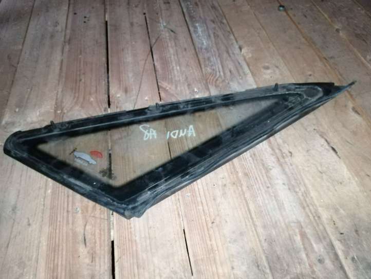 Audi A8 (1999 - 2002)  4D0845299 Заднее боковое стекло кузова