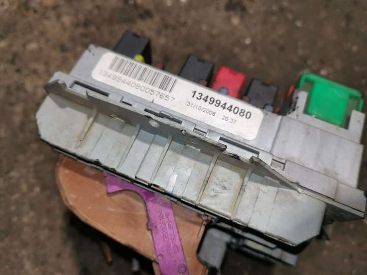 Citroen Jumper (2007 - 2013)  1349944080 Блок предохранителей