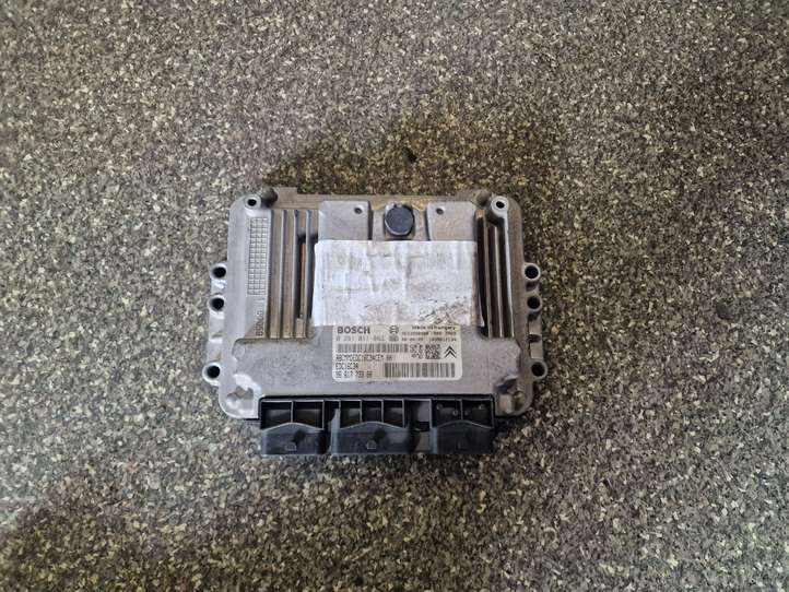 Peugeot 307 (2005 - 2008)  0281011863 Блок управления двигателя