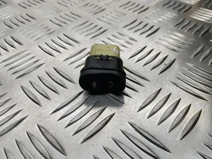 Ford Focus (1998 - 2004) 98AG14529CB Кнопка стеклоподъемников — фото 1