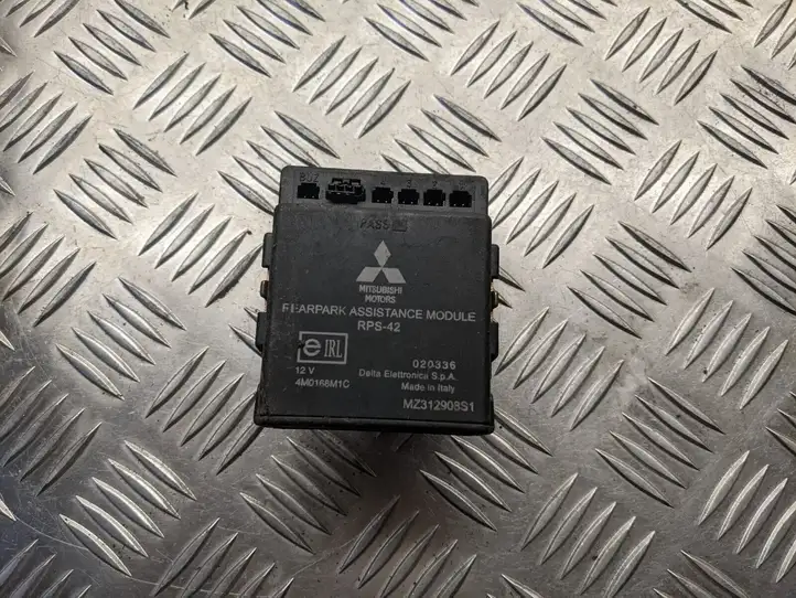 Mitsubishi Colt (2004 - 2008) MZ312908S1 Блок управления парктрониками — фото 1