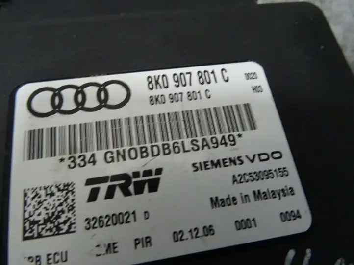 Audi A5 8T 8F (2007 - 2011) 8K0907801C Блок управления стояночным тормозом — фото 2