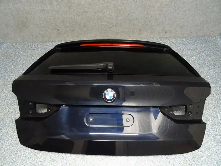 BMW 5 G30 G31 (2016 - ) Крышка багажника — фото 2