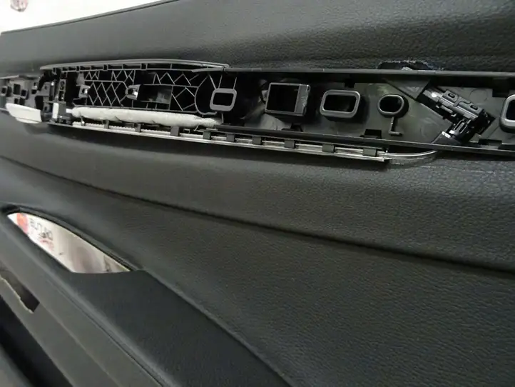 BMW 7 F01 (2008 - 2016) Обшивка задней двери — фото 2