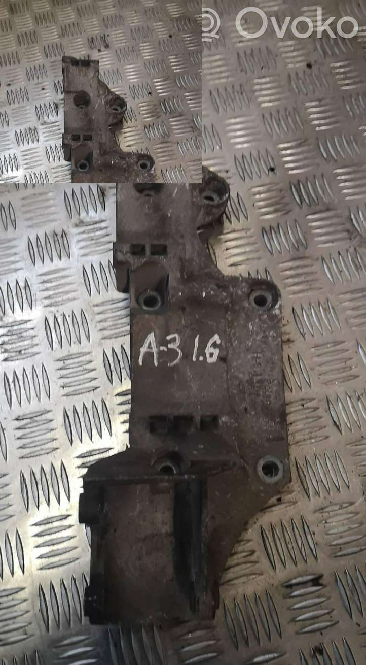 Audi A3/S3 8L (2000 - 2003)   Кронштейн