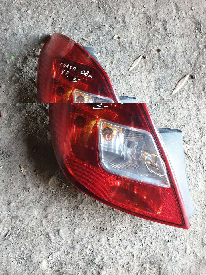 Opel Corsa D (2006 - 2010)   Задний фонарь в кузове