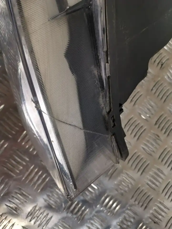 Volvo V60 (2010 - 2013) 89905473 Передняя фара — фото 4