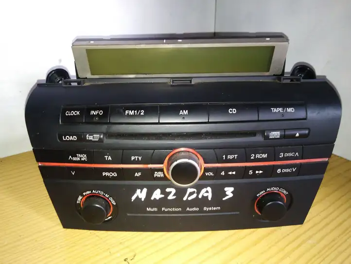 Mazda 3 I (2003 - 2006) BP4M66950A Магнитола / мультимедийная система — фото 1