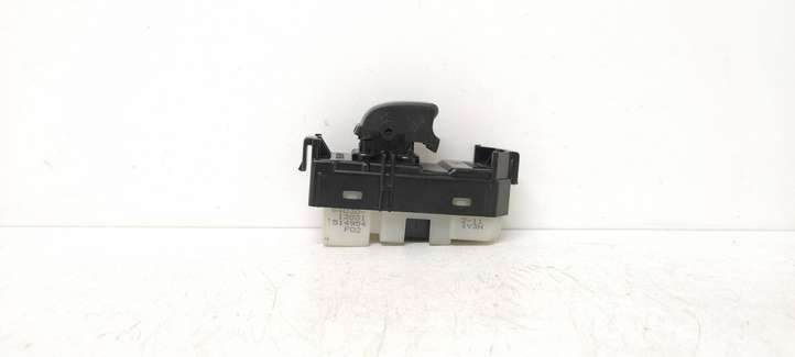 Toyota Corolla Verso E121 (2001 - 2004)  514746 Кнопка стеклоподъемников