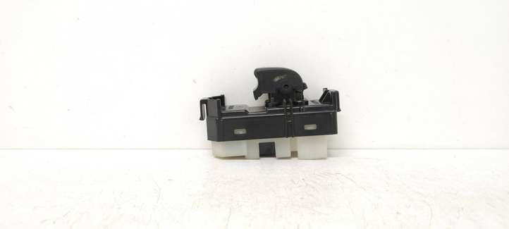Toyota Corolla Verso E121 (2001 - 2004)  514746 Кнопка стеклоподъемников