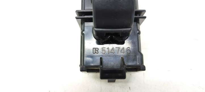 Toyota Corolla Verso E121 (2001 - 2004)  514746 Кнопка стеклоподъемников
