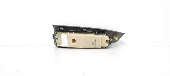 Toyota Corolla Verso E121 (2001 - 2004)  8404013081 Кнопка стеклоподъемников