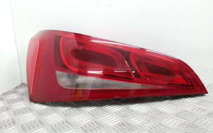 Audi Q5 (2008 - 2012)  8R0945093 Задний фонарь в крышке багажника