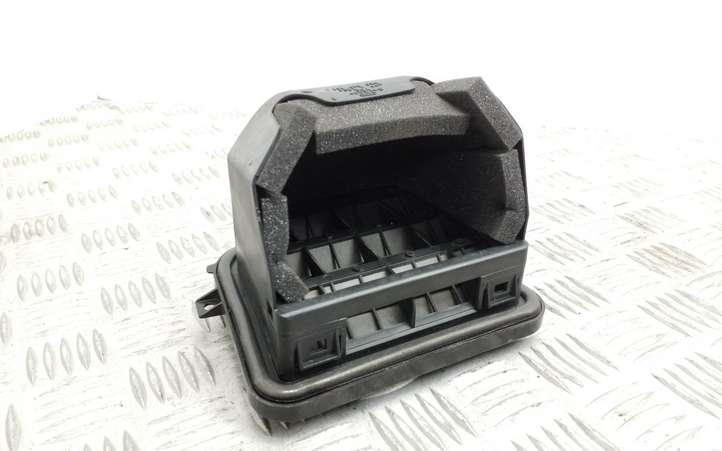 Audi Q5 (2008 - 2012)  8K0819161B Вентиляционная решётка