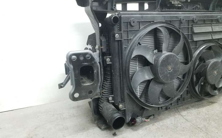 Skoda Yeti (2009 - 2012)  1K0820411AH Панель