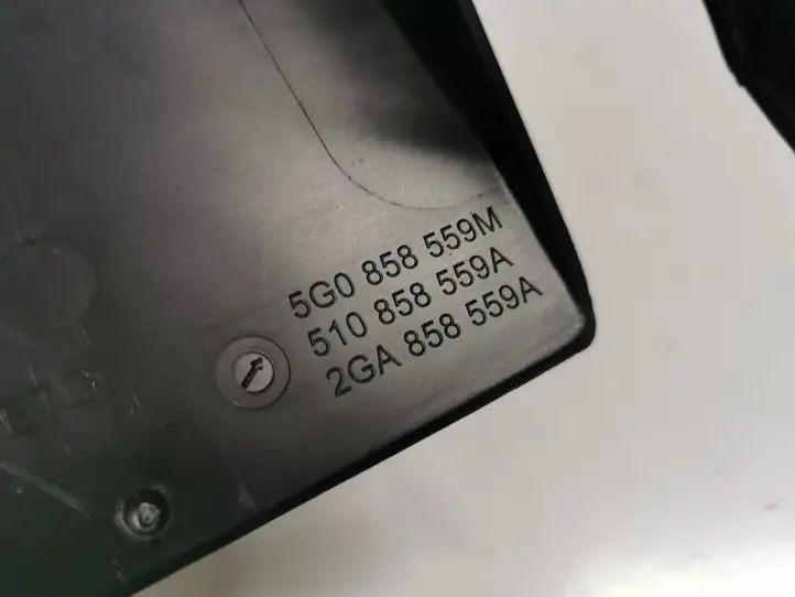 Volkswagen Golf VII (2013 - 2019) 5G0858559M Обшивка рулевой колонки — фото 2