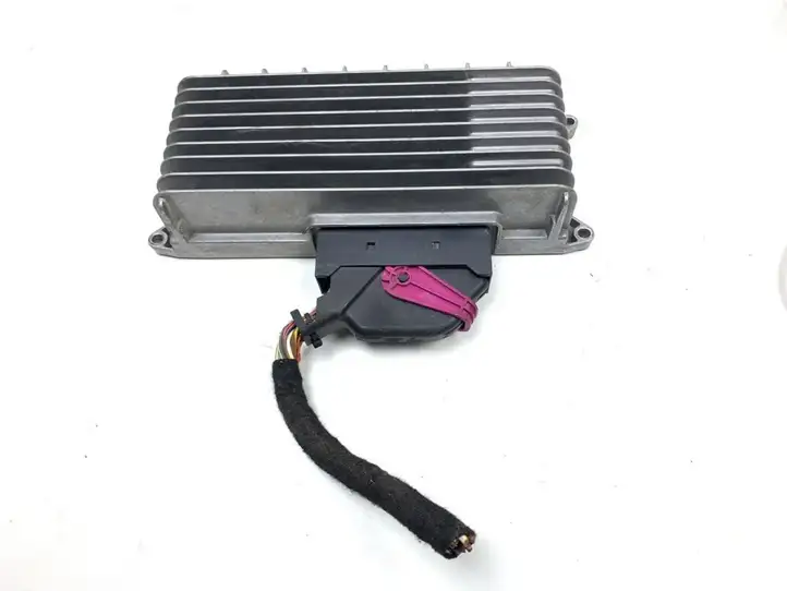 Audi A4 S4 B8 8K (2007 - 2011) 8T0035223AB Усилитель звука — фото 1