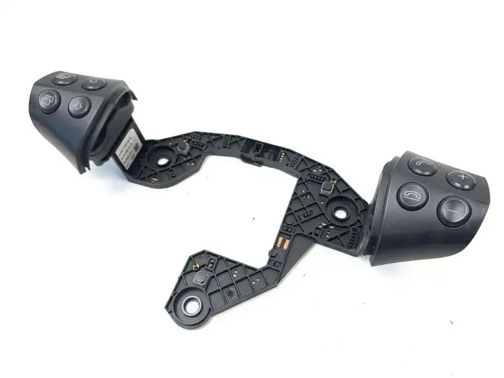 Mercedes-Benz A W169 (2004 - 2012) 1698207310 Кнопки на рулевом колесе — фото 1