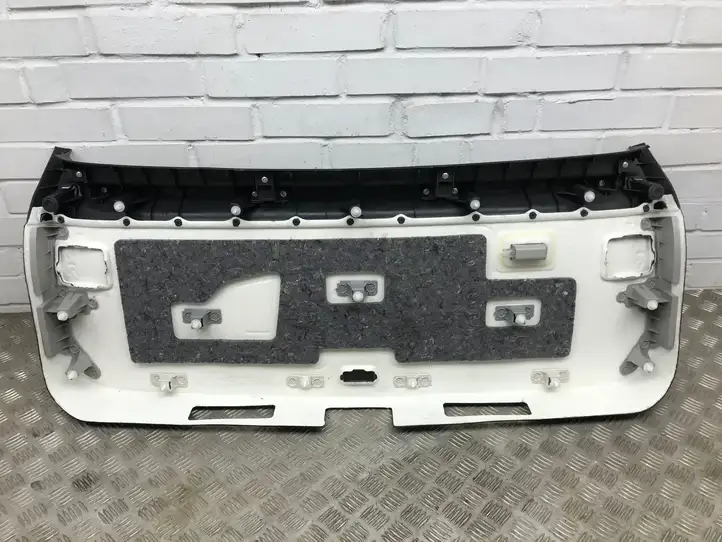 Lexus RX 330 - 350 - 400H (2012 - 2015) 6479048040 Прочая отделка багажника — фото 6
