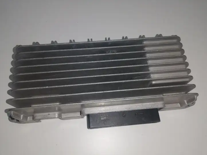 Audi A6 S6 C6 4F (2004 - 2008) 4F0910223H Усилитель звука — фото 1