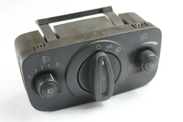 Ford Mondeo MK IV (2007 - 2014) 8G9T13A024AA Включатель фонарей — фото 1