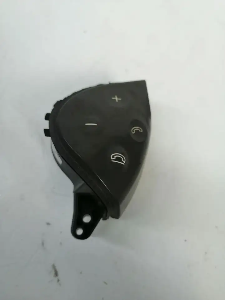 Mercedes-Benz E W211 (2002 - 2009) A2118206110 Кнопки на рулевом колесе — фото 1