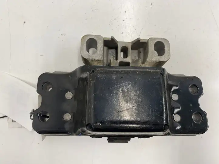 Volkswagen Touran I (2003 - 2010) 1K0199555N Опора двигателя — фото 2