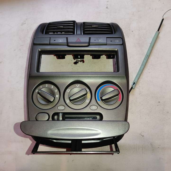 Hyundai Accent (2003 - 2006)  8474125300 Блок управления кондиционера воздуха / климата/ печки (в салоне)