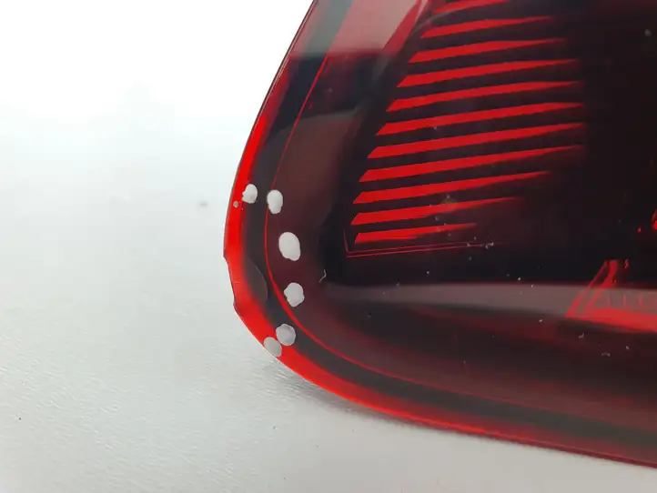 Volkswagen Golf VII (2013 - 2019) Задний фонарь в крышке багажника — фото 2