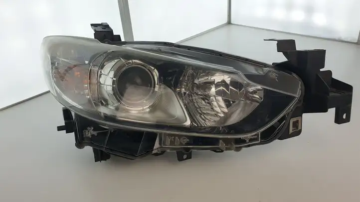 Mazda 6 (2012 - 2015) Передняя фара — фото 1