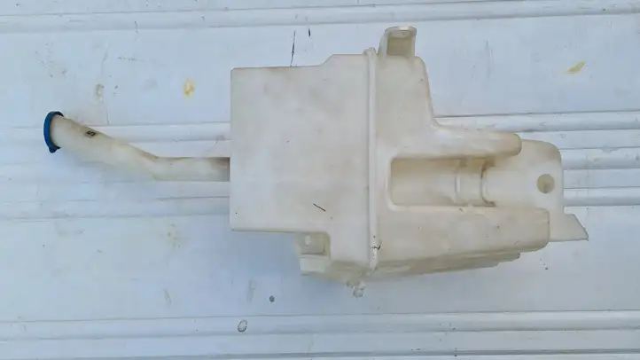 Toyota Avensis T250 (2003 - 2006) 001193 Бачок омывателя стекла — фото 1